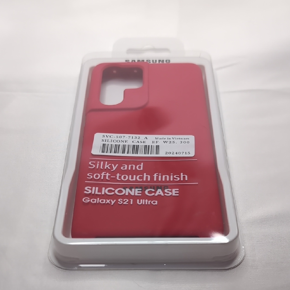 Samsung Galaxy S21 Ultra Pink Silicone Case
